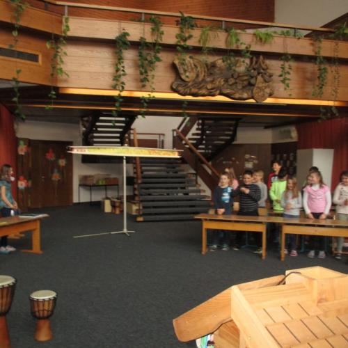 Kinder der 4. Klasse