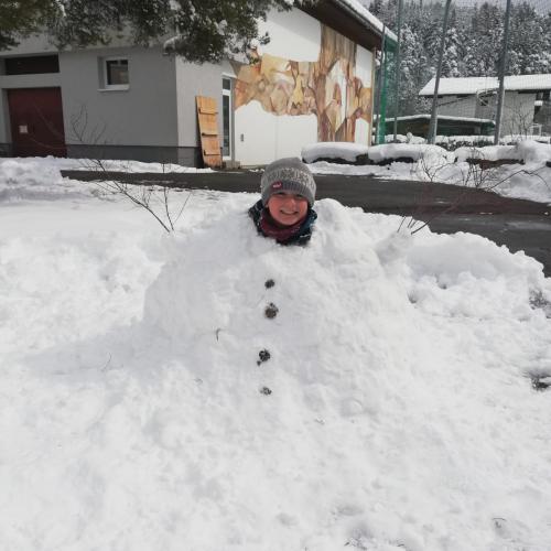Kind als Schneemann