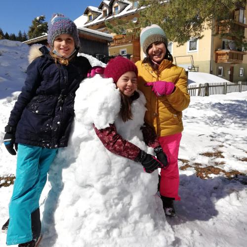 Kind "als" Schneemann