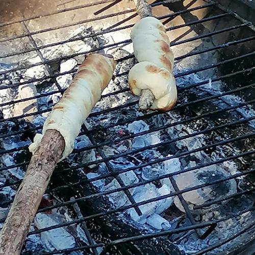 Würstel auf dem Grill