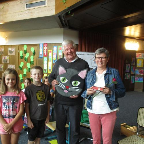 Burgi, Dekan Neuner Franz und 2 Schüler