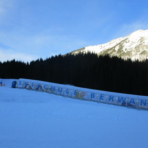 Teppichlift in Tunnelröhre