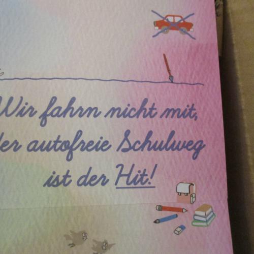 Slogan zum "autofreien Schulweg"