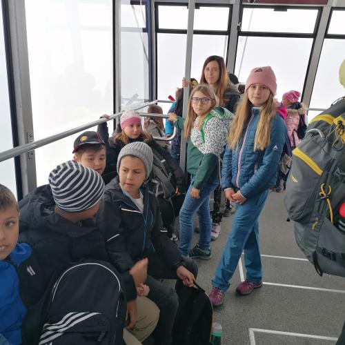 Kinder in der Gondel